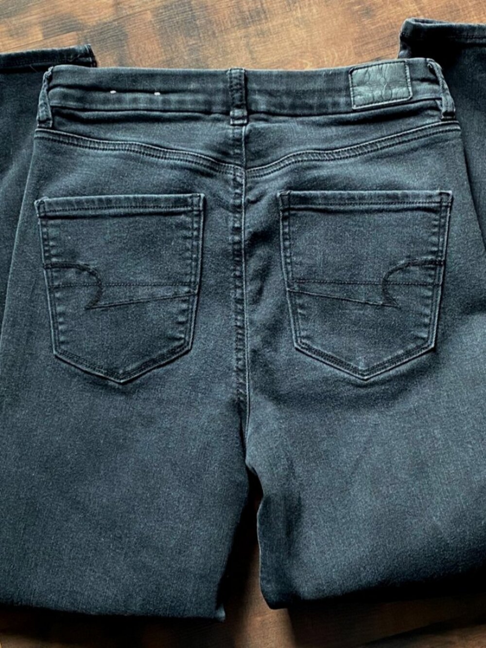 American Eagle Jeans Women's Size 6 Black Curvy Super Hi-Rise Jegging Stretch